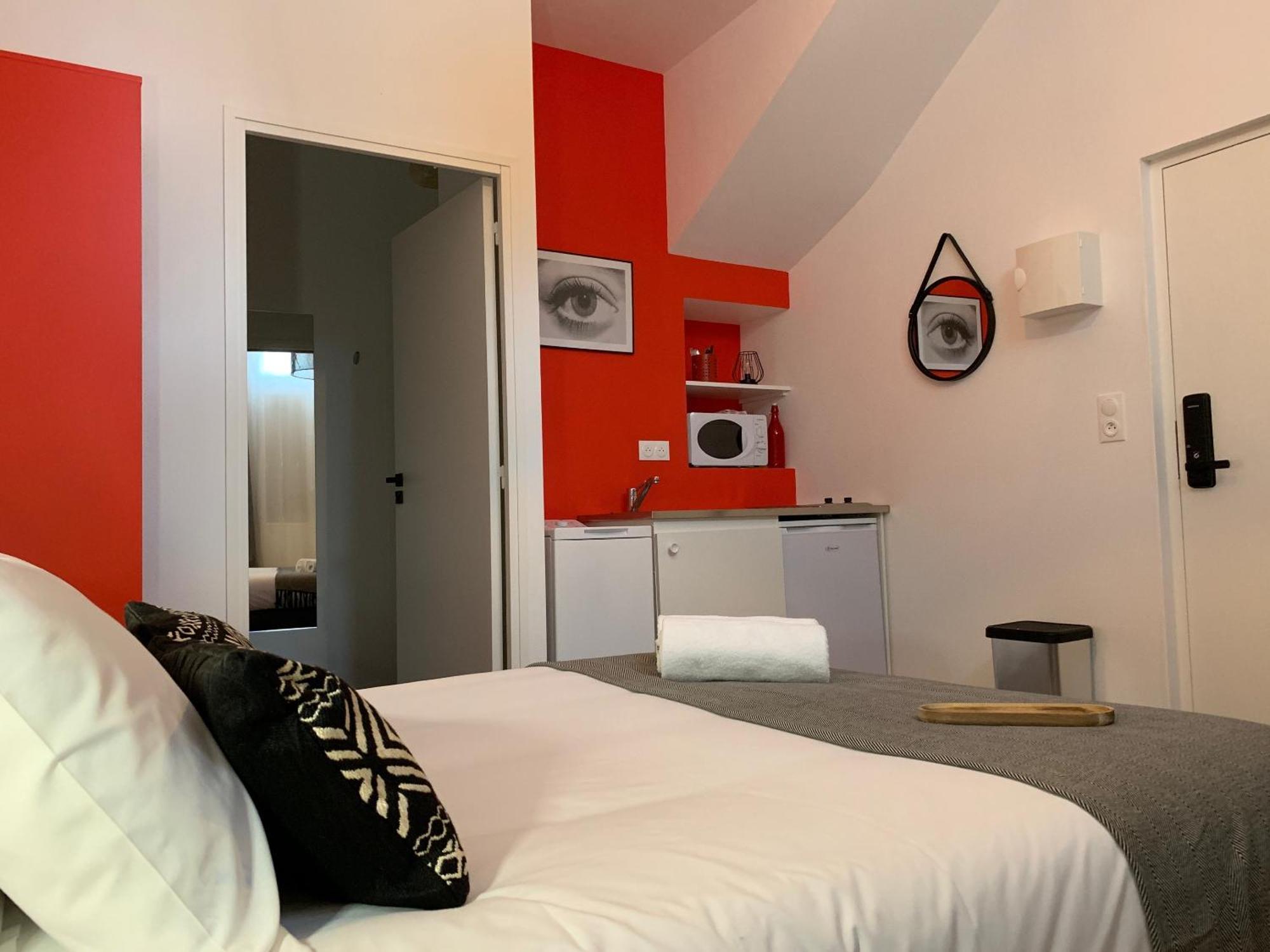 Logis St Joseph Angers Exterior foto