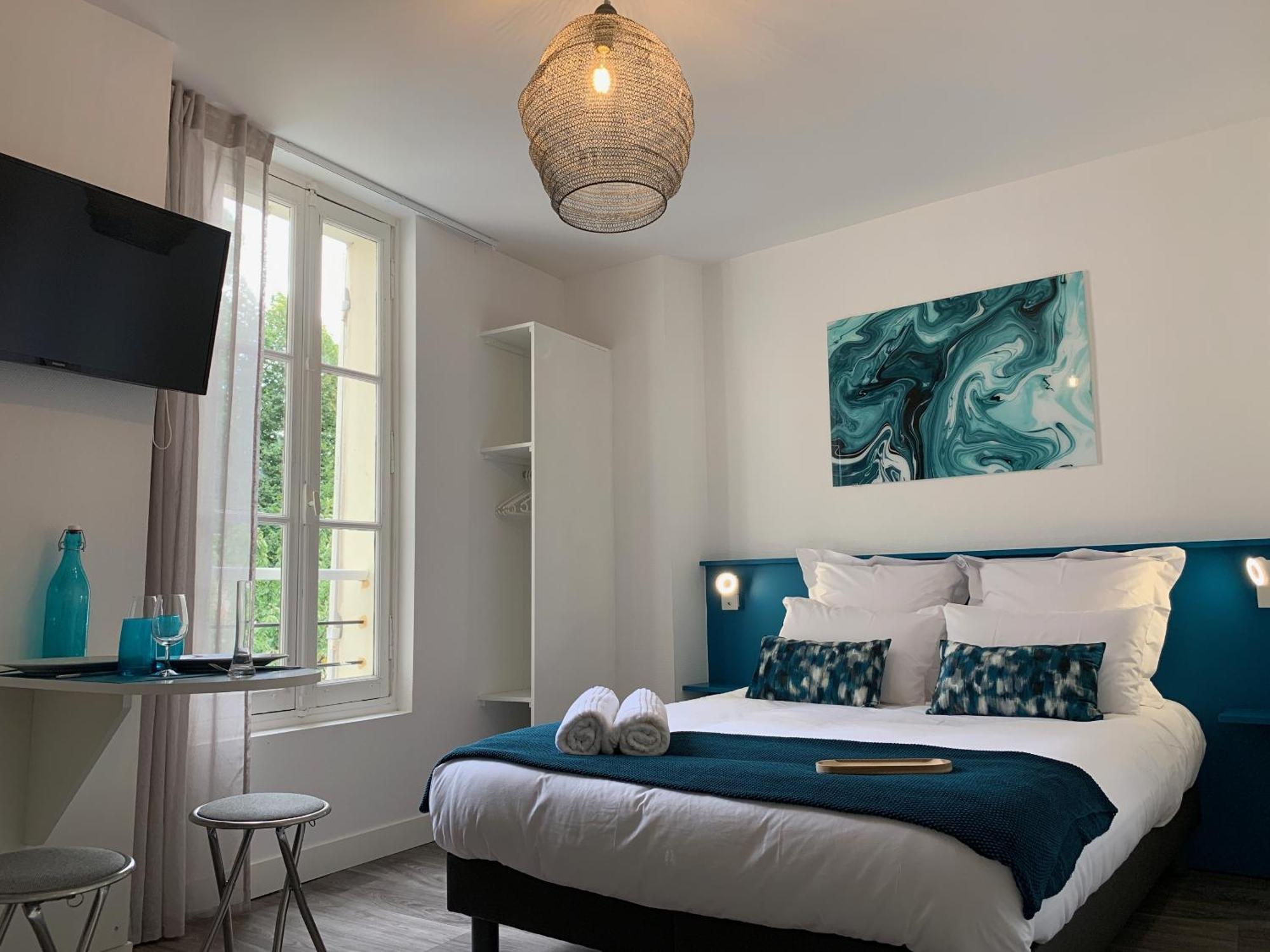 Logis St Joseph Angers Exterior foto