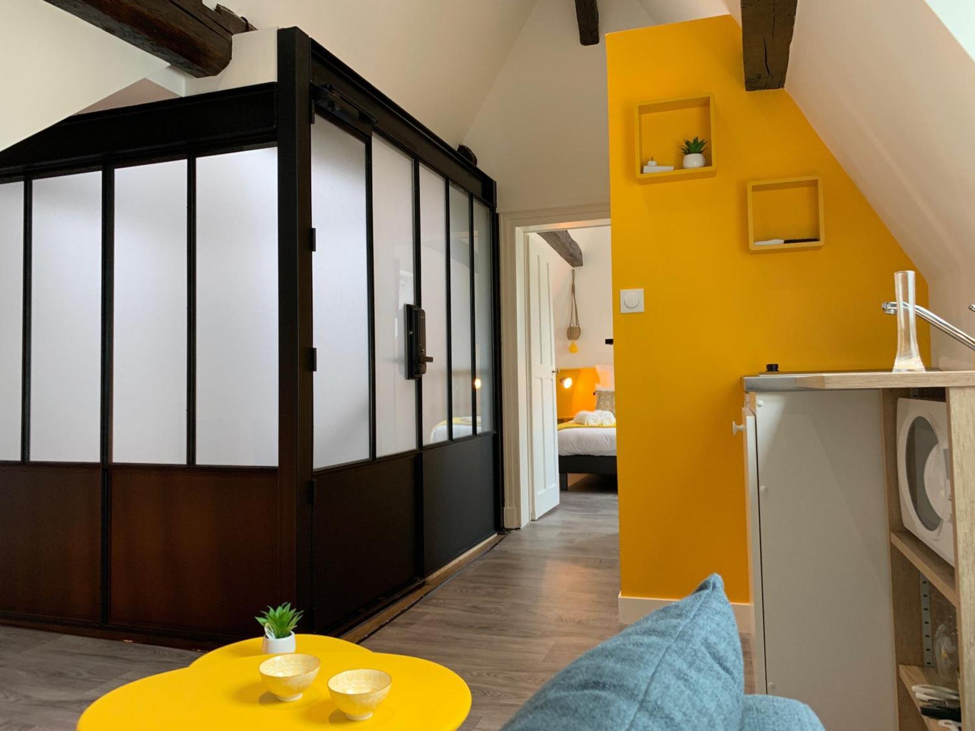 Logis St Joseph Angers Exterior foto
